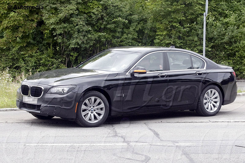 BMW Σειρά 7 2012: Δείγμα πολυτέλειας